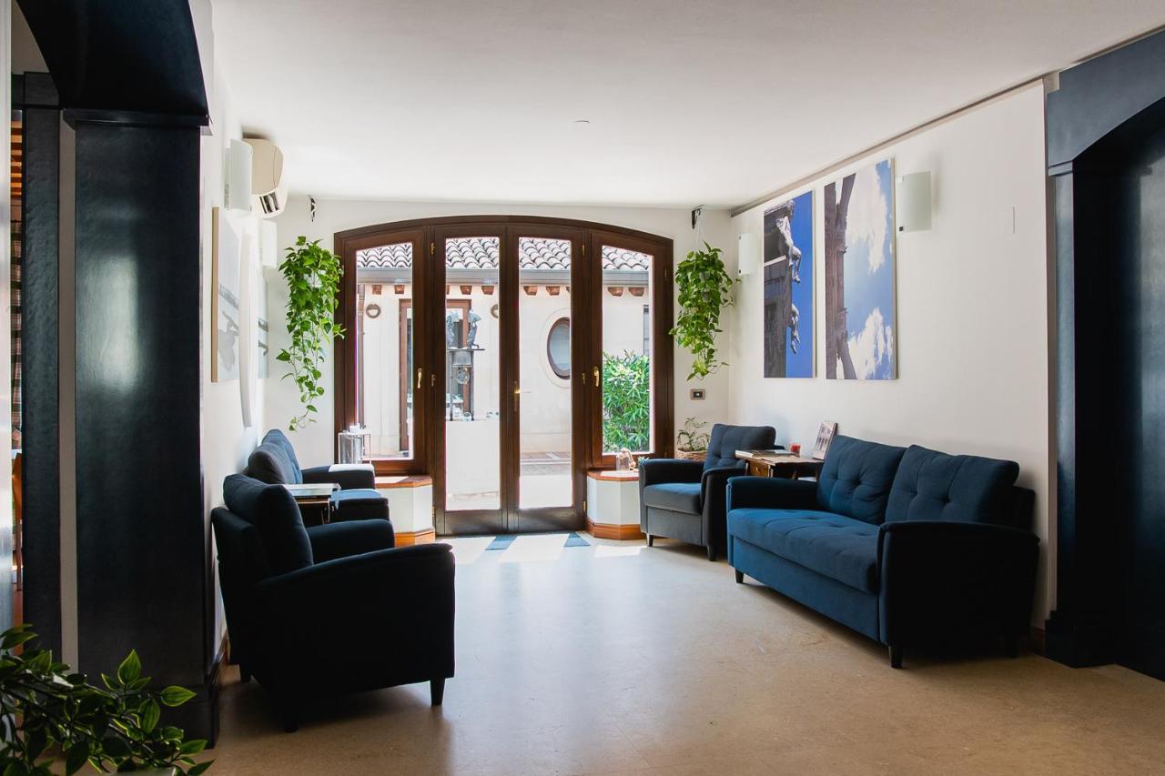 Boutique Rooms 3 0 Ferrara Exterior photo